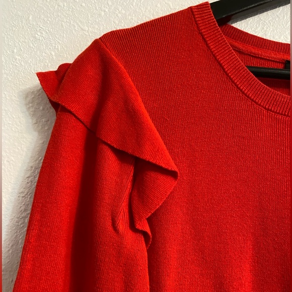 Du Jour sz L Bold Red Sweater Top, Ruffle Sleeve, Feminine b2-24 - Picture 3 of 9